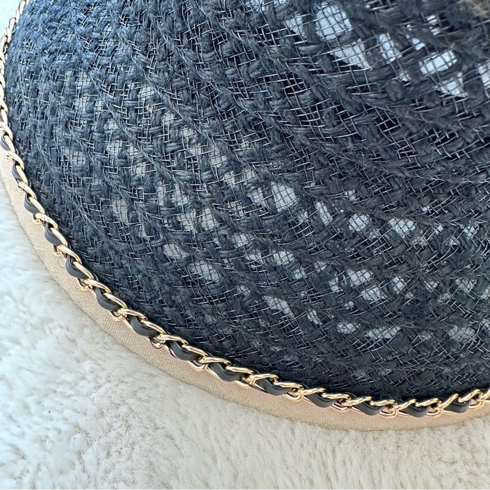 NEW!!! Women panana hat with chain - Picture 2 of 4